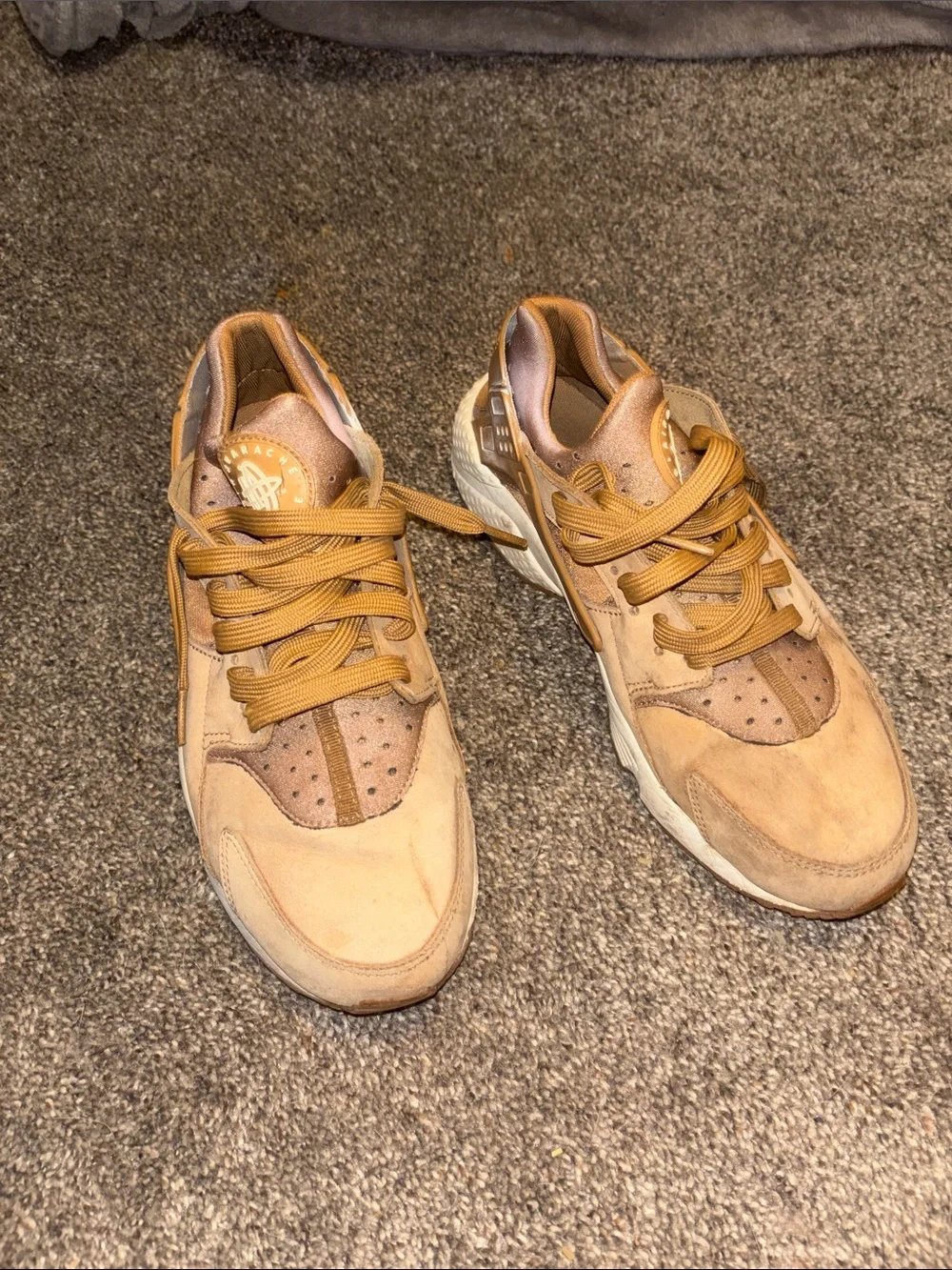 Nike huarache Sneakers Tan Brown White